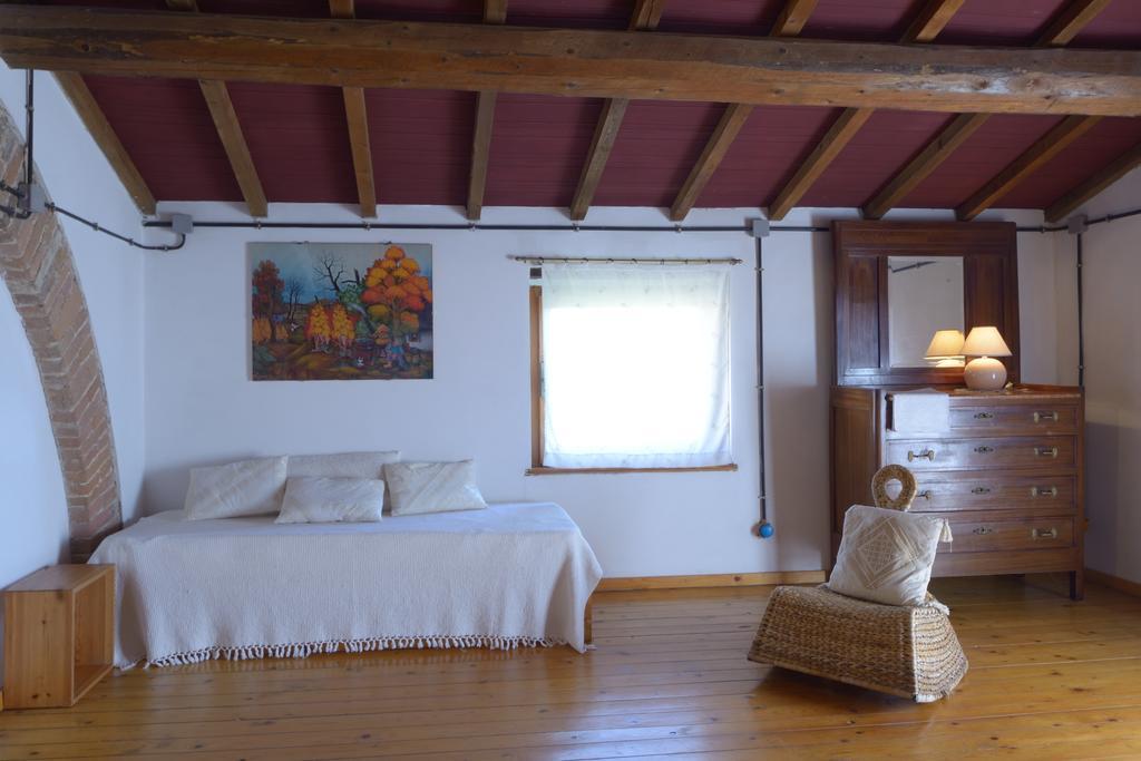 Agriturismo Borgo Del Papa Badia  Экстерьер фото