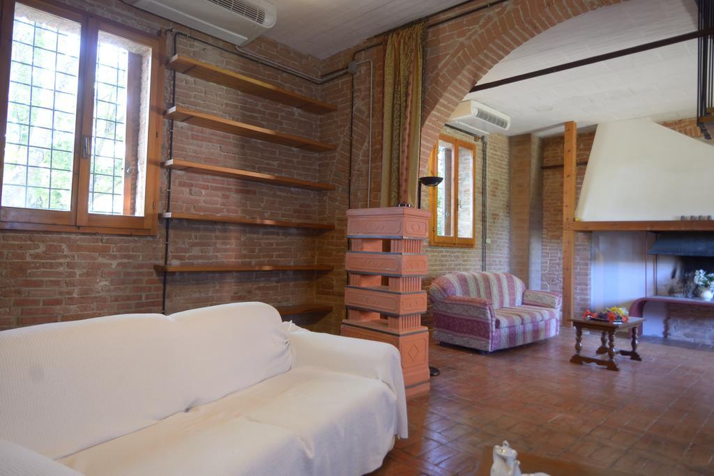 Agriturismo Borgo Del Papa Badia  Экстерьер фото