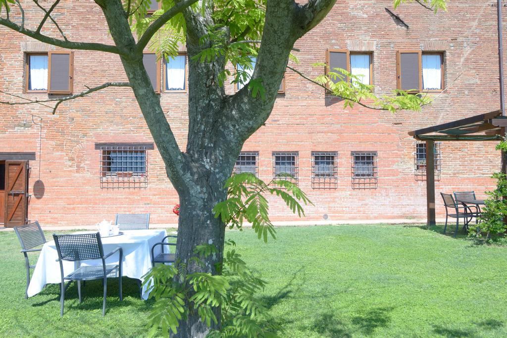 Agriturismo Borgo Del Papa Badia  Экстерьер фото