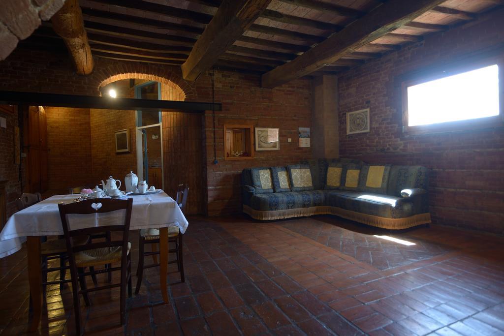 Agriturismo Borgo Del Papa Badia  Экстерьер фото